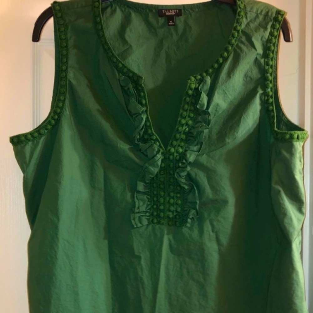 Talbots Sleeveless Ruffled Front Pullover
